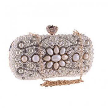 The Classic Pearl Design Clutch Purse